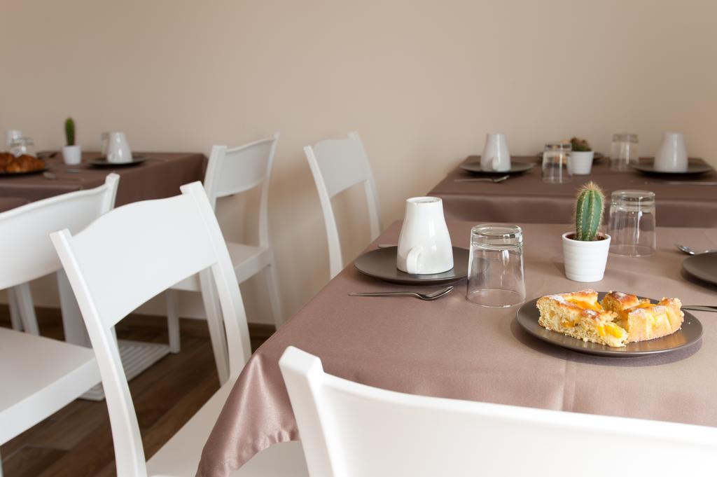 B&B Raffaello A Mare Montesilvano Marina 외부 사진